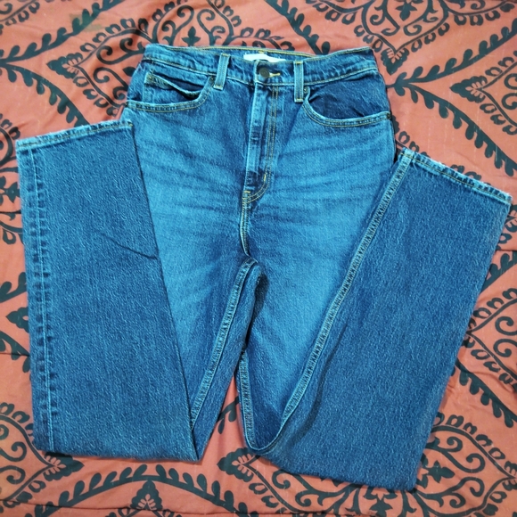 Vtg Levis 90s/Y2K 70s High Slim Straight Blue Denim Mom Jeans - Picture 6 of 16